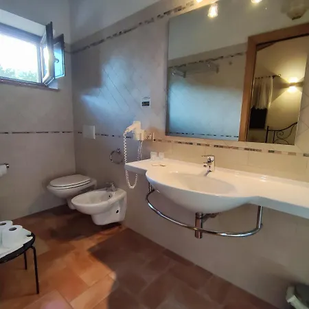 Gospodarstwo wiejskie Tenuta Delle Rose - *
